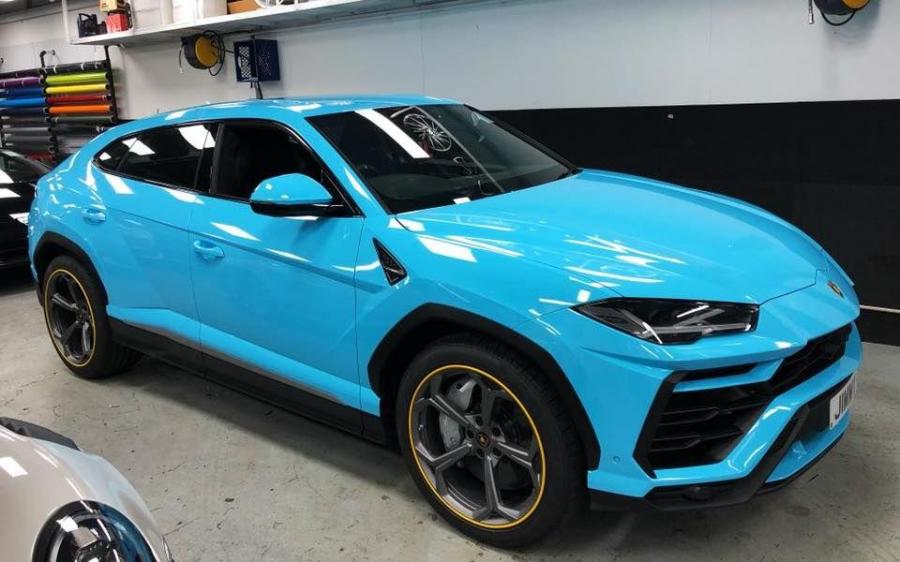 Игрушечный lamborghini urus